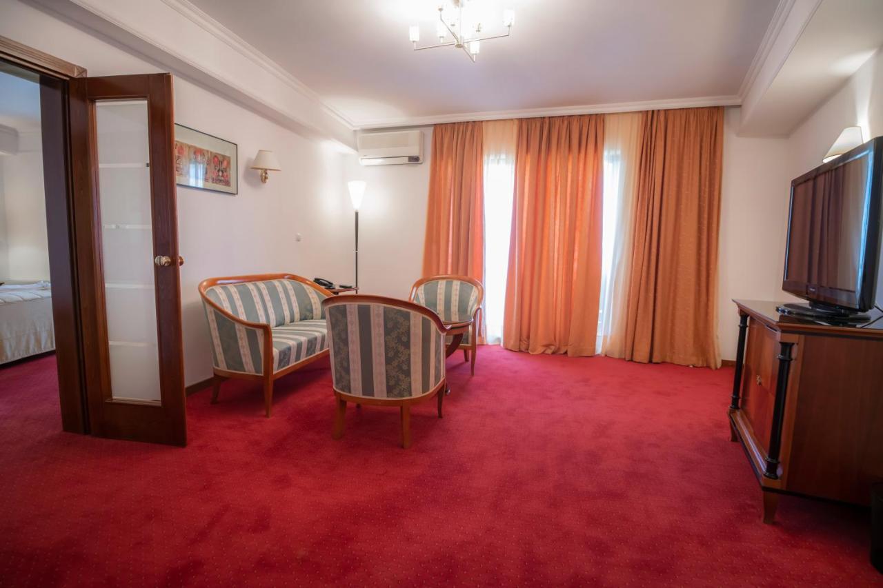 Bellevue - Metropol Hotel Lagadin