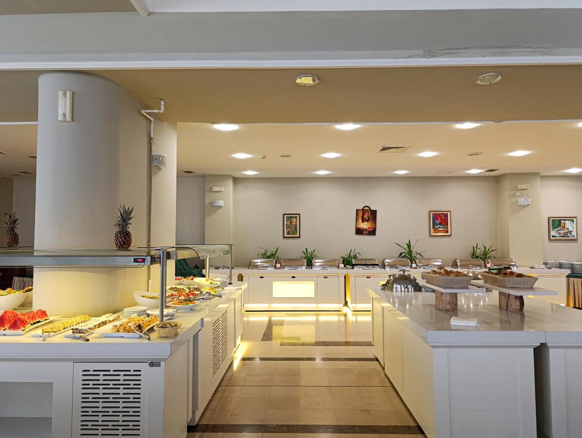 Bellevue - Metropol 4* Lagadin